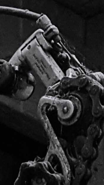 Identifying Common Transmission Issues and Diagnostic Techniques